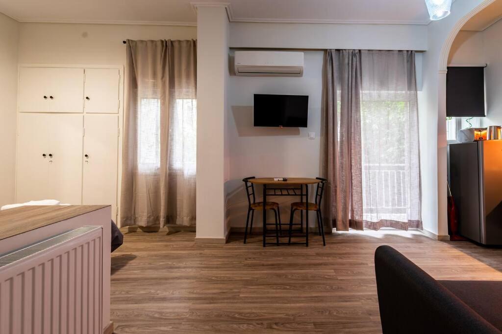 Next To Alsos Ilision Apartment Athens